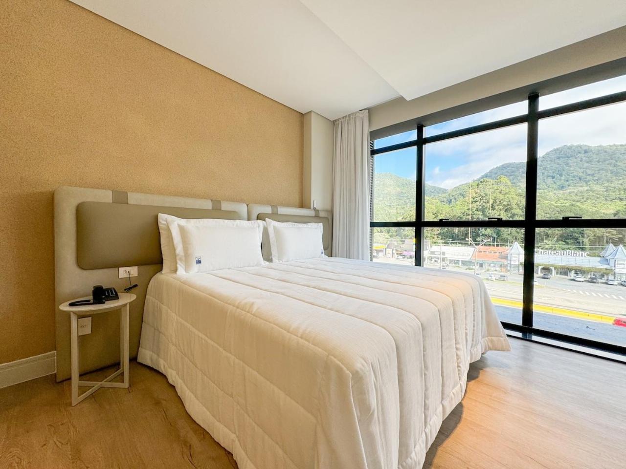 Blue Sea Hotel 伊塔佩马 外观 照片